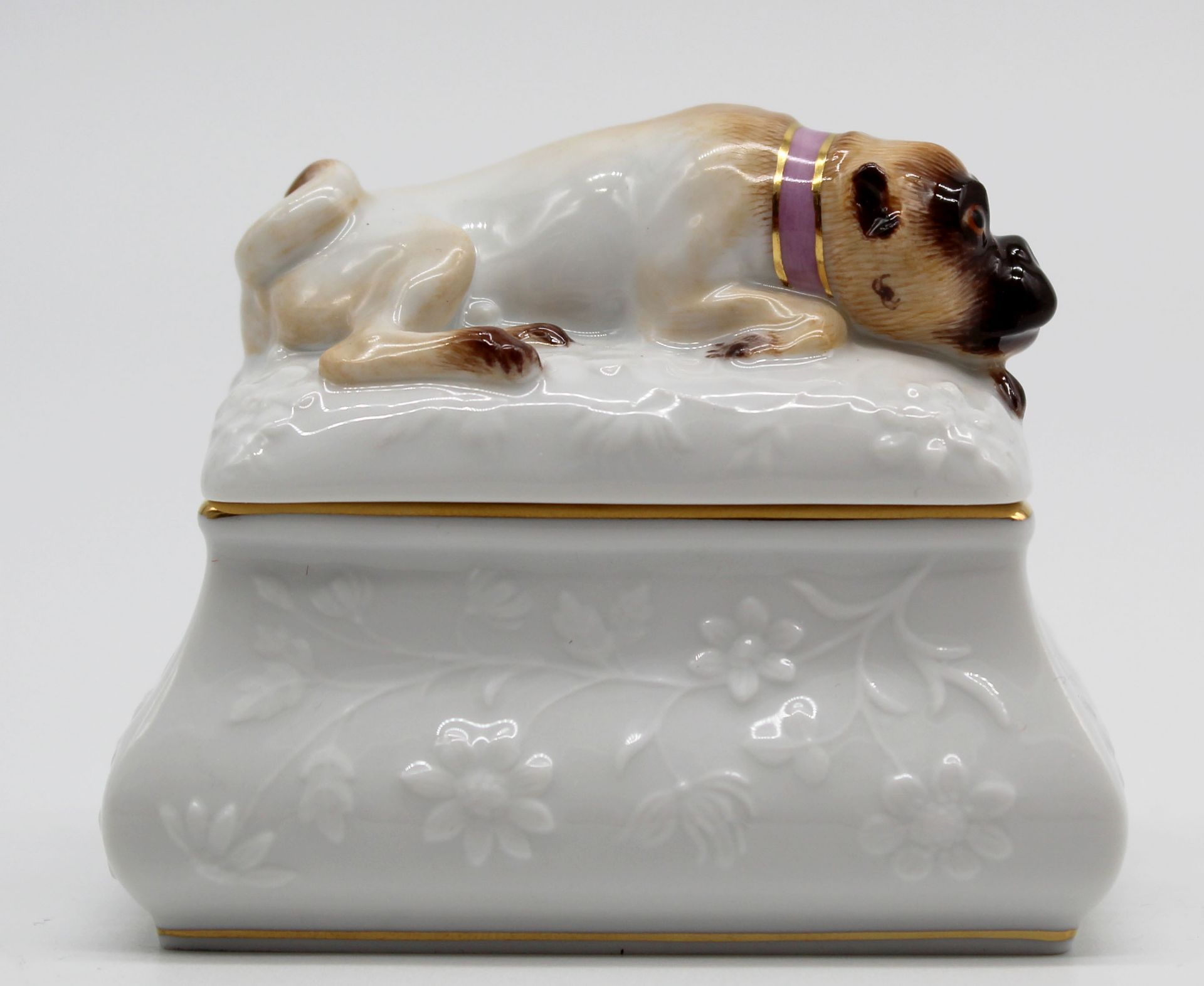 Box with pug lid. Meissen porcelain. - Image 4 of 10