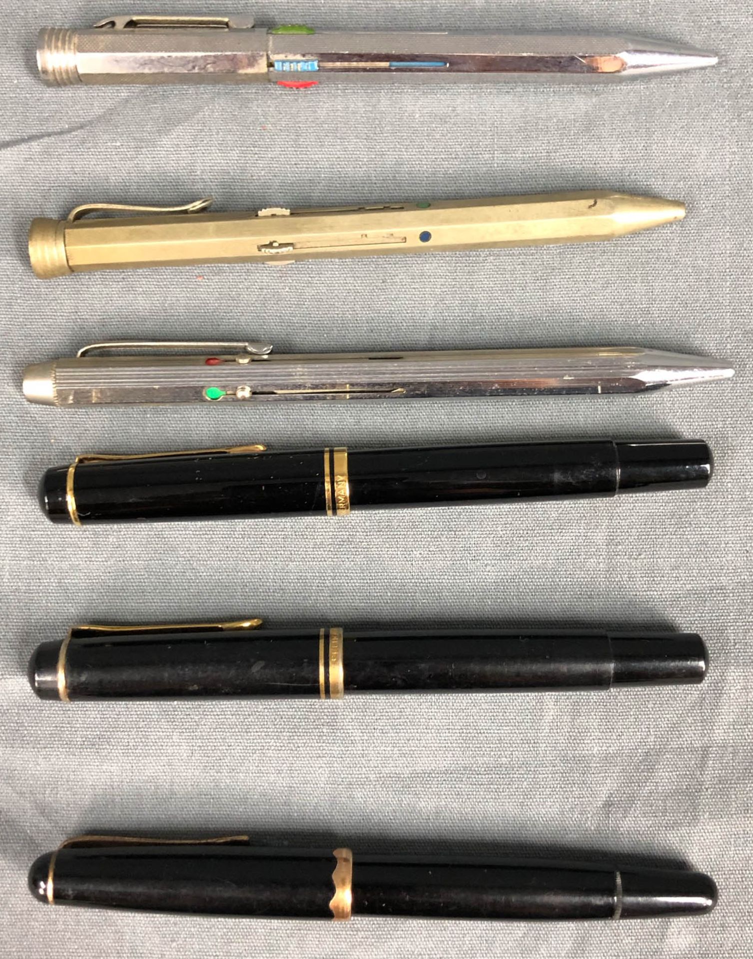 Piston fountain pens, ballpoint pens, some Montblanc, some gold nib. - Image 3 of 25