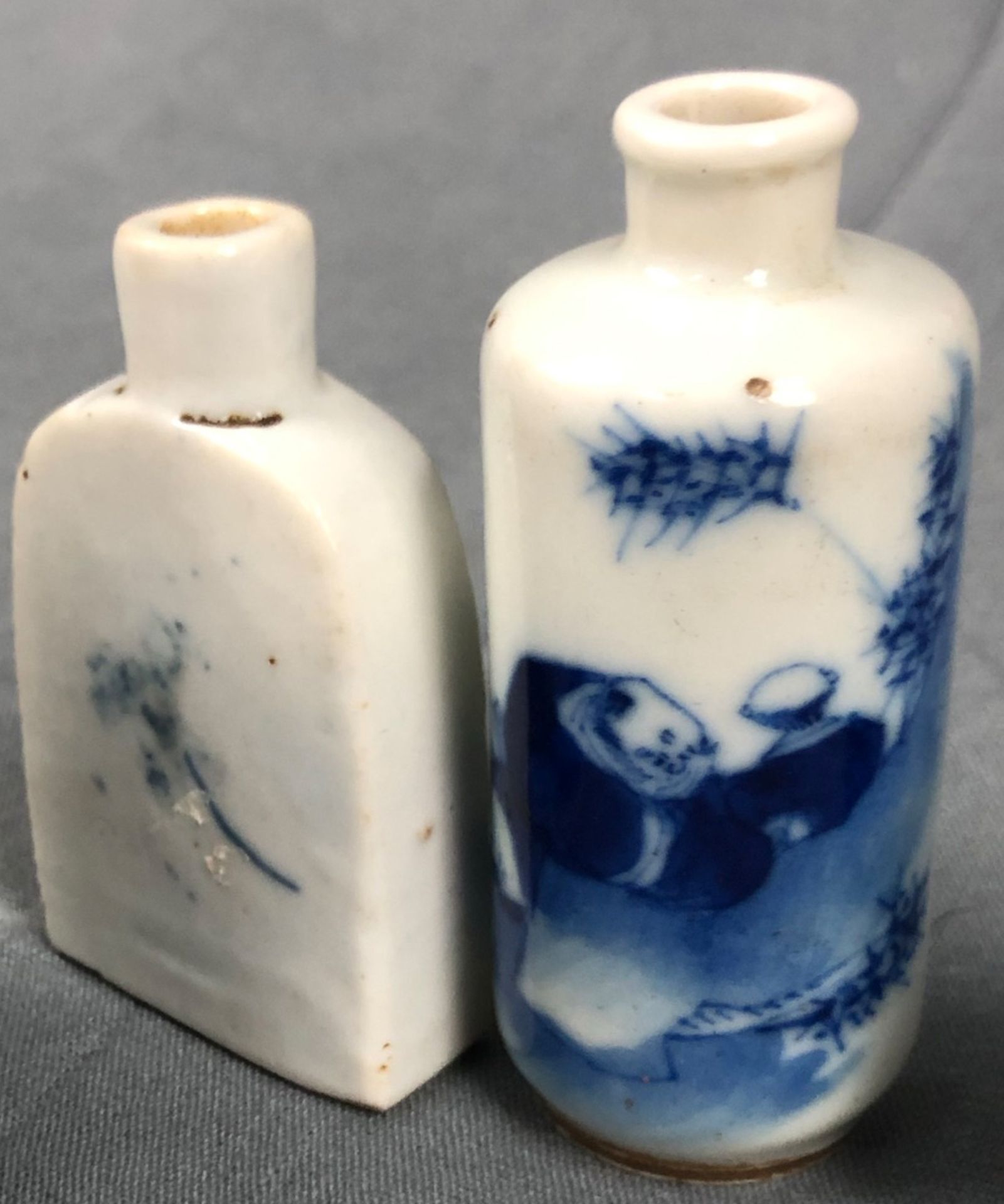 9 porcelain snuff bottles, probably China, old Qing. - Image 11 of 21