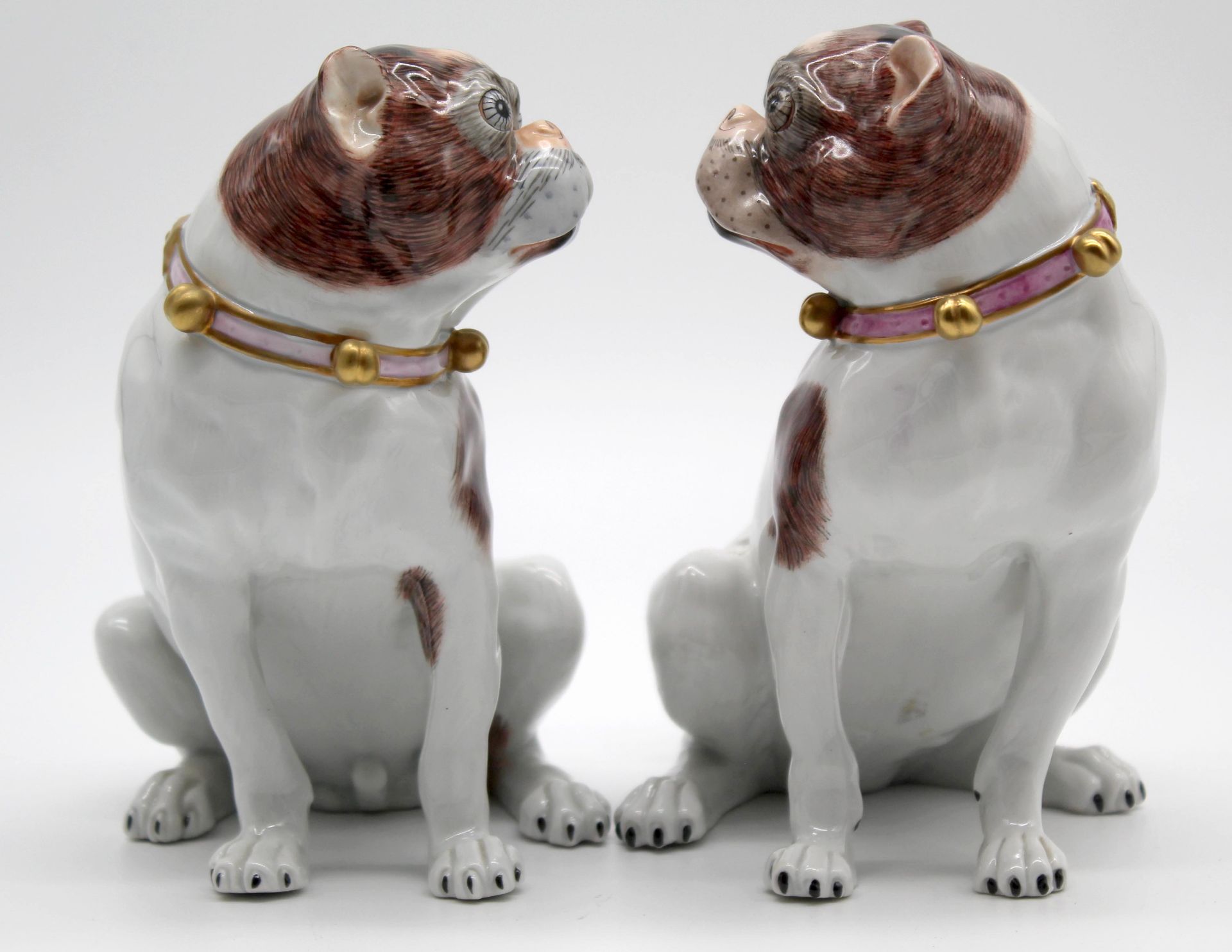 Dresden porcelain. 2 figures. Pug. Each 17.5 cm high. - Image 8 of 12