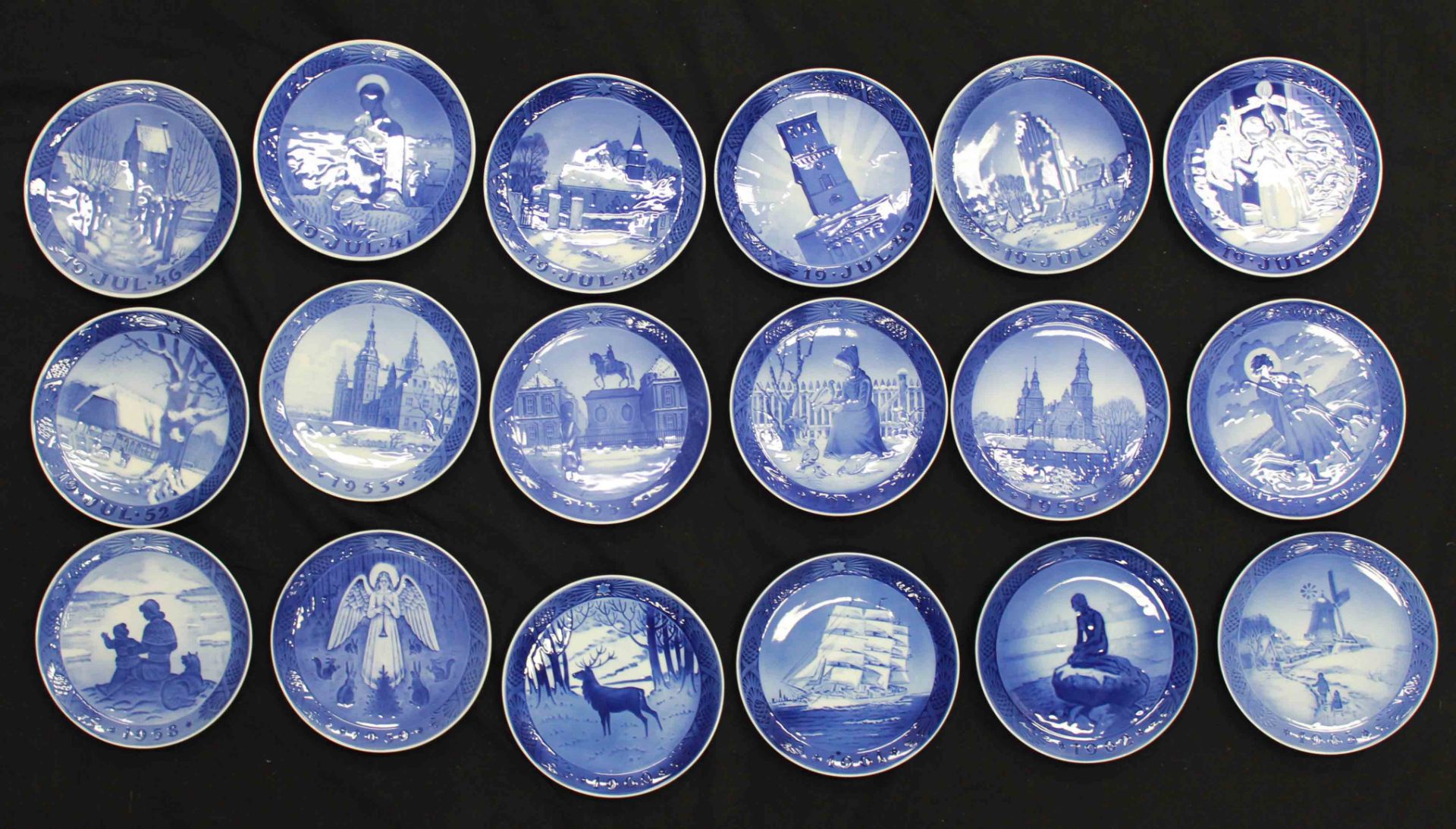 94 Christmas plates - Royal Copenhagen. Complete series from 1910-2004. - Image 27 of 28