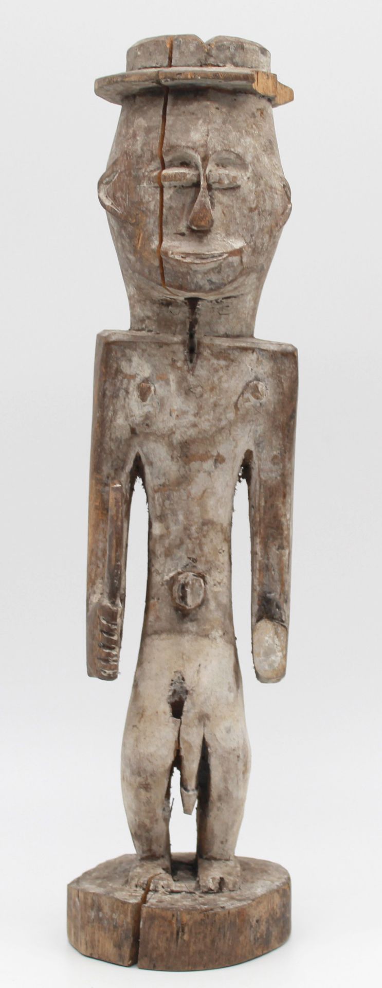 Male figure with sword and western hat. Probably the Congo Basin. - Image 2 of 8