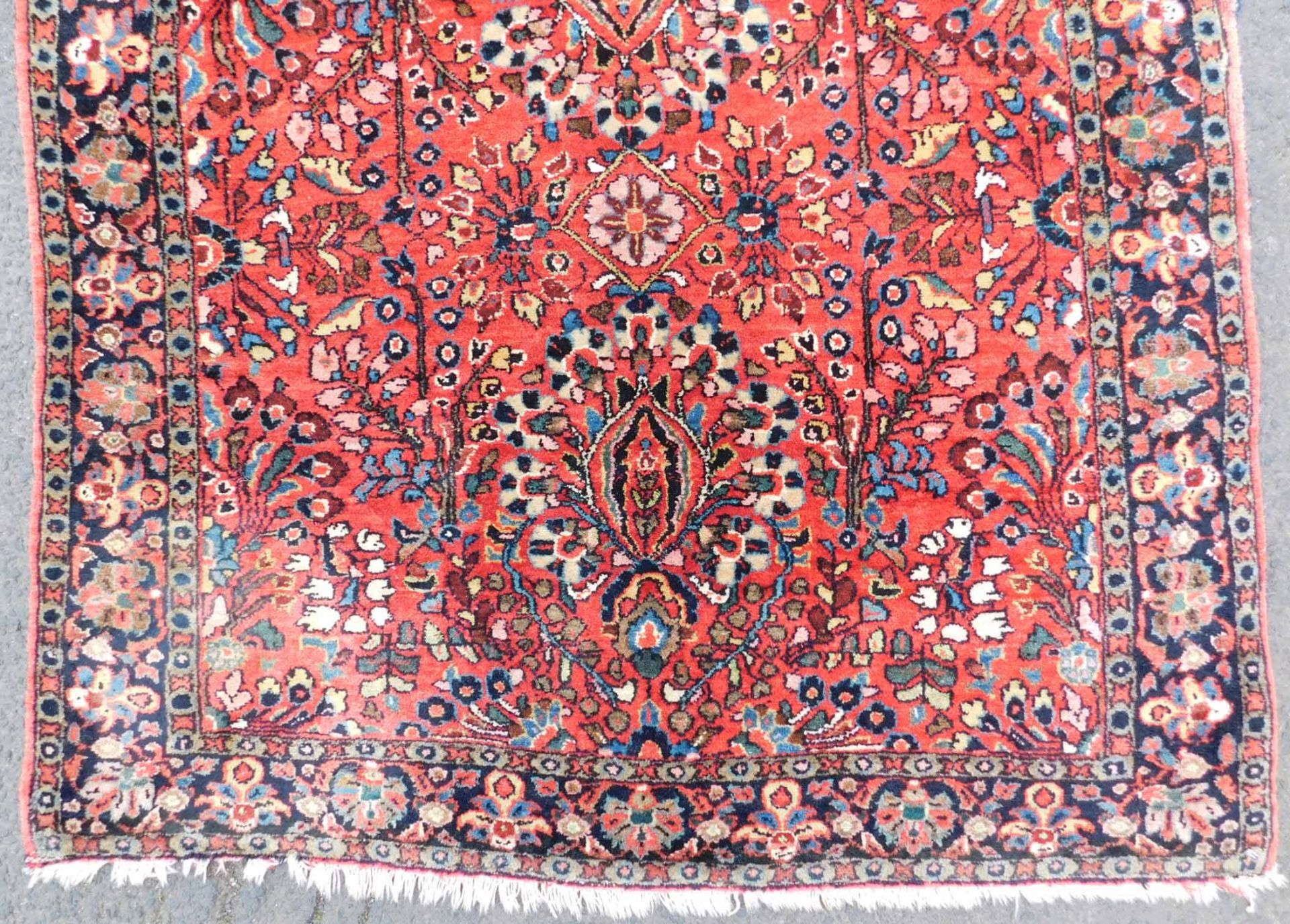 Saruk Persian carpet. Iran. "American Saruk". Around 90-110 years old. - Image 2 of 8