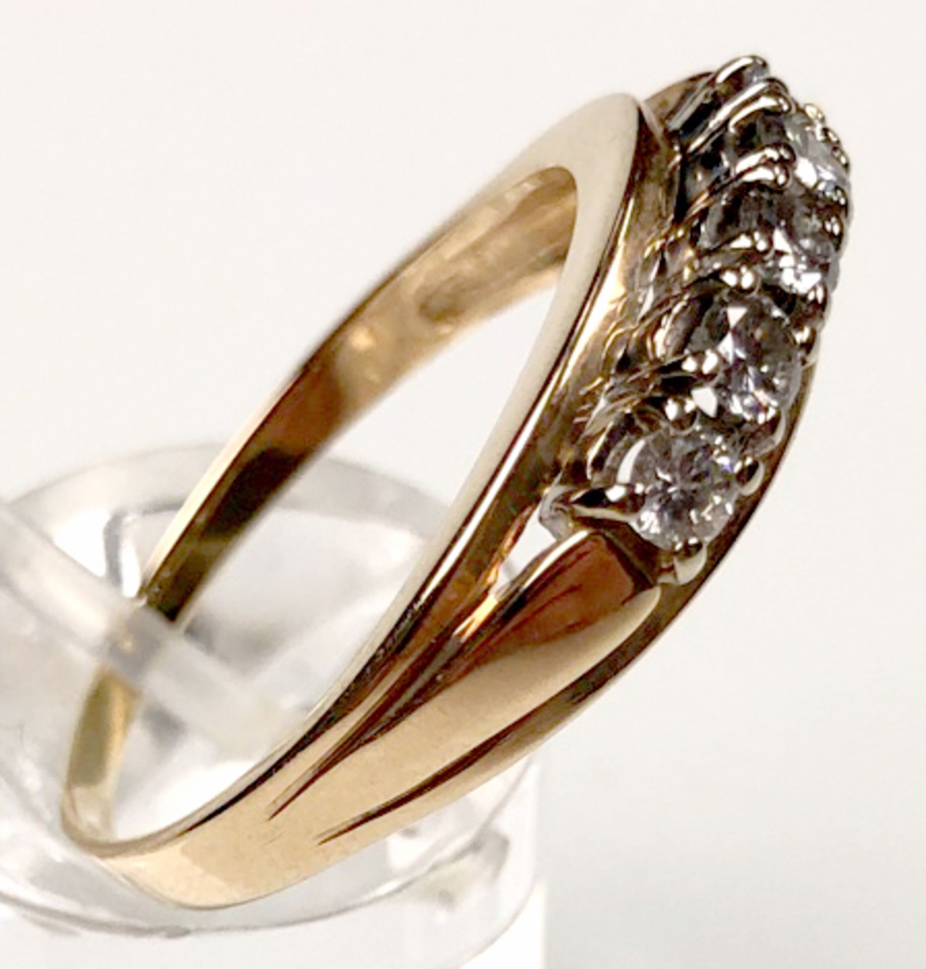 Ring 585 gold. 5 brilliant cut diamonds. About 0.5 carat together. - Image 4 of 10