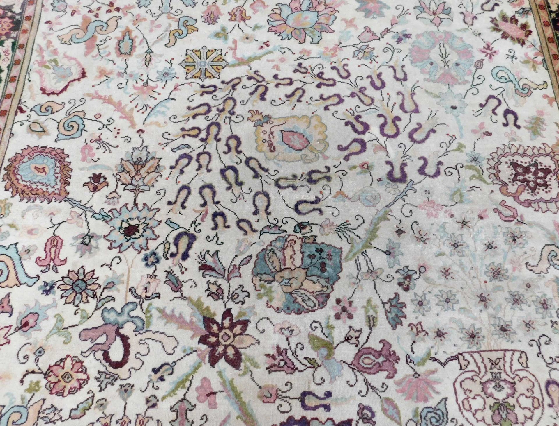 Borlu carpet. Turkey. Around 80 - 100 years old. - Bild 4 aus 9