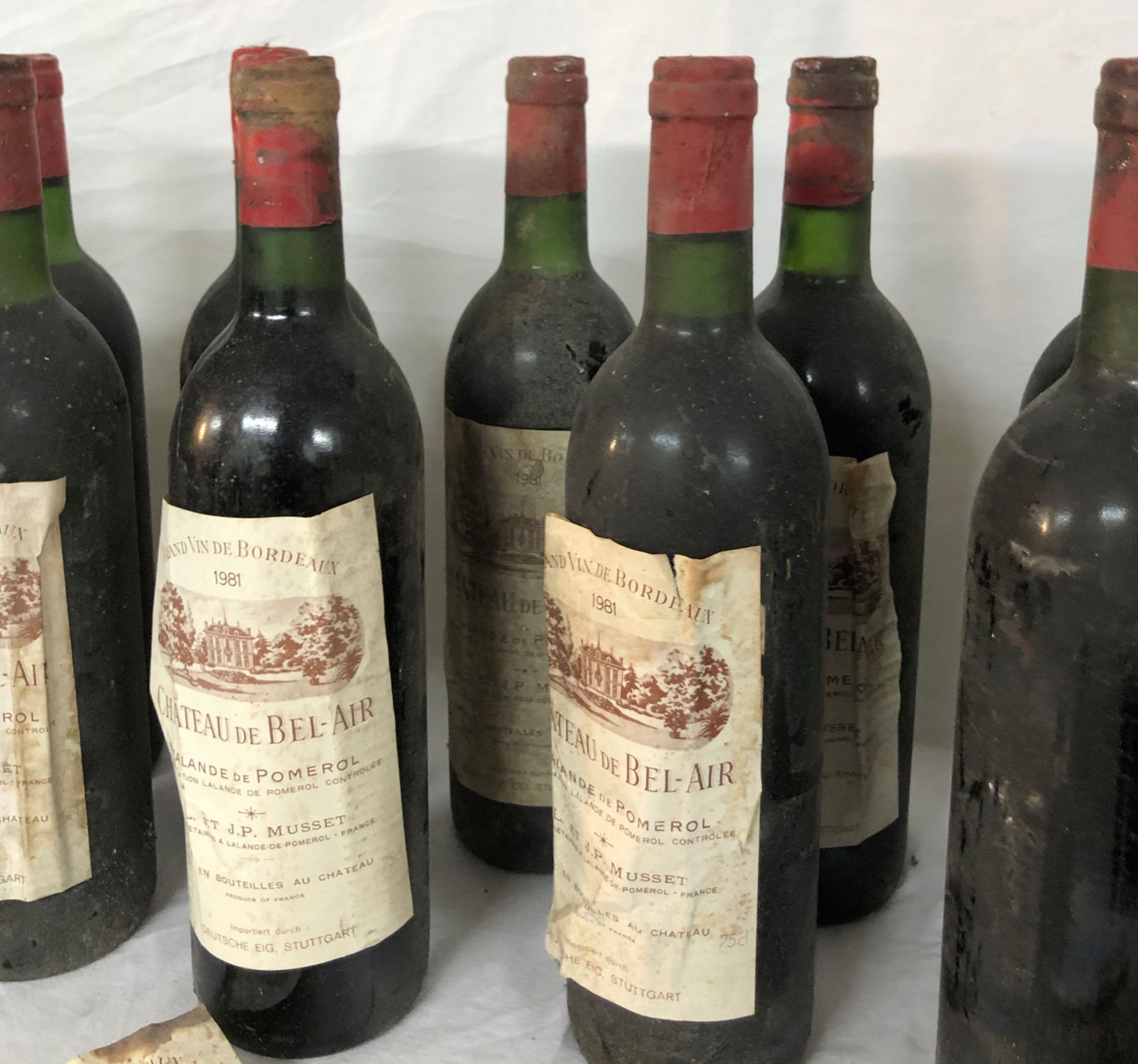 1981 Chateau de Bel-Air, Lalande de Pommerol AC. 33 whole bottles 75cl. - Image 7 of 17