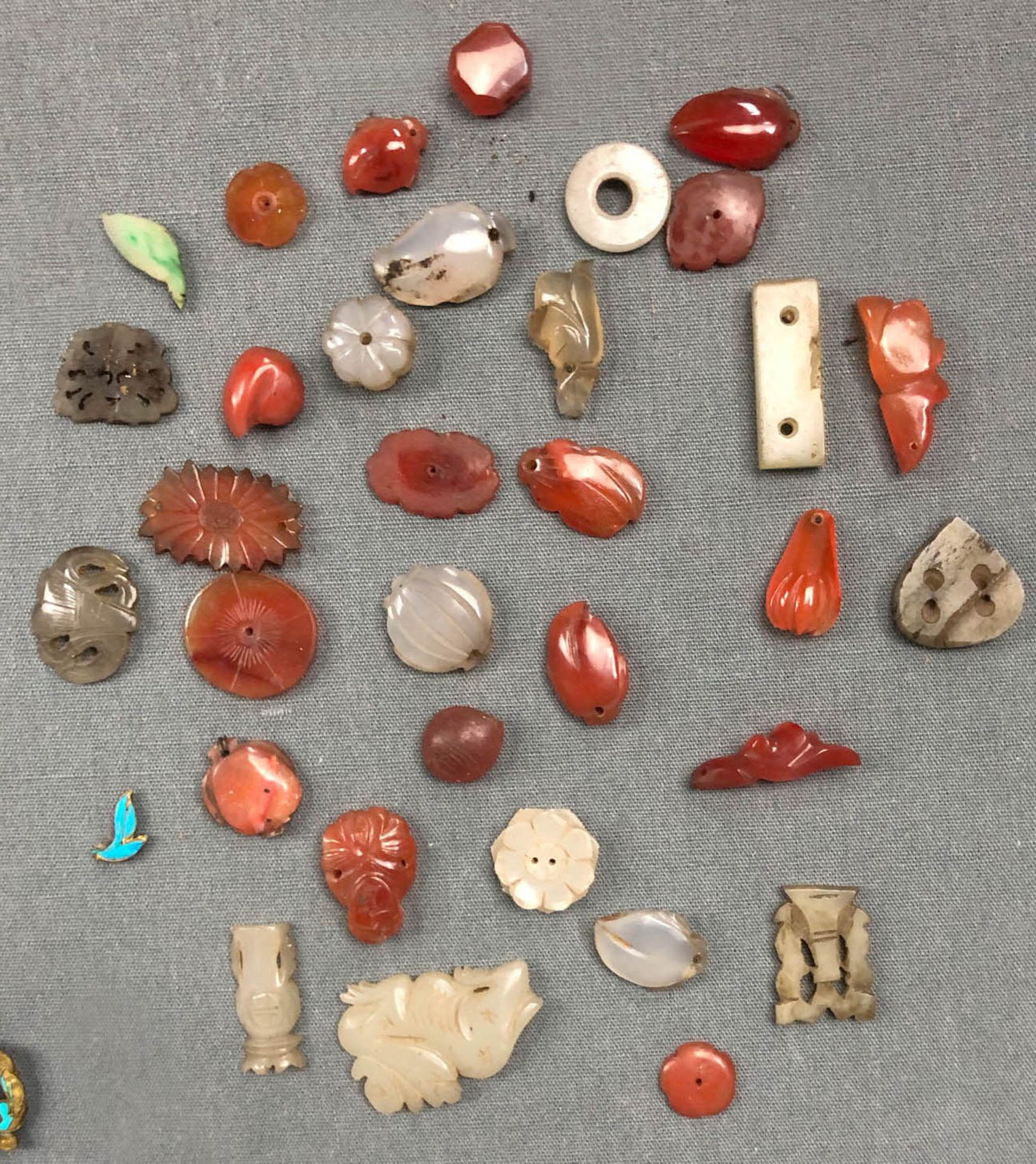 Collection of jewelry, needles, clasps. China proably old. - Image 12 of 23