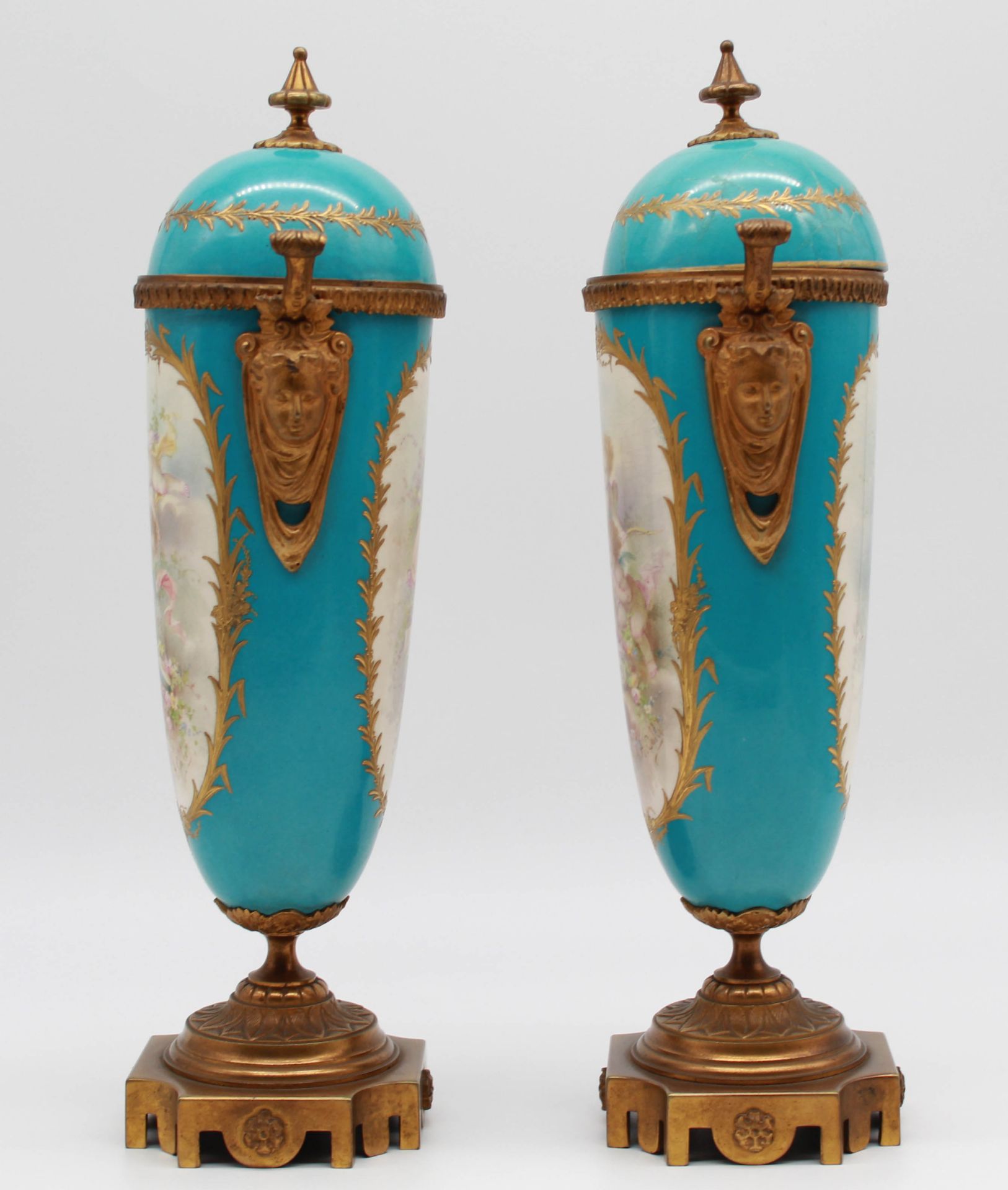 Two lidded cups around 1900. Porcelain. With "bronze dore" mounts. - Image 5 of 12