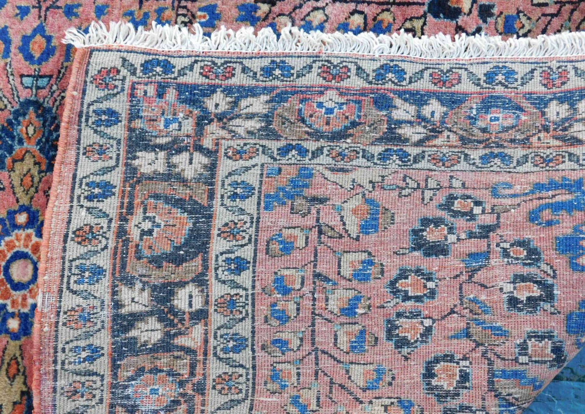 Saruk Persian carpet. "American Saruk". Iran. Circa 100 years old. - Image 5 of 6