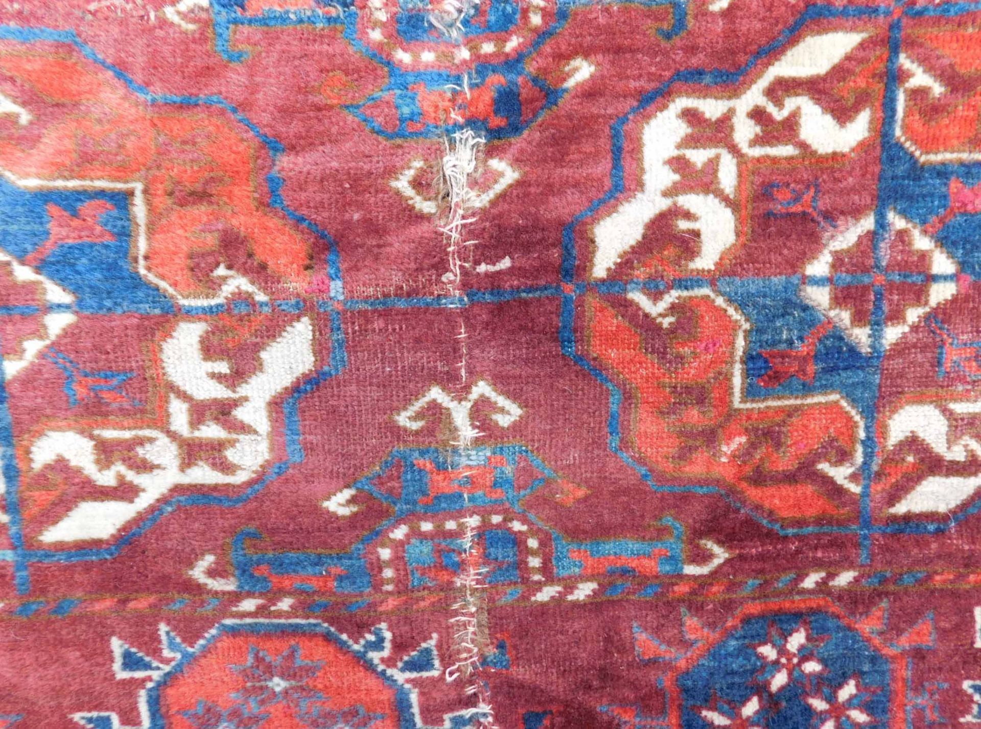 Tekke main carpet fragment. Turkmenistan. Antique. - Bild 7 aus 10