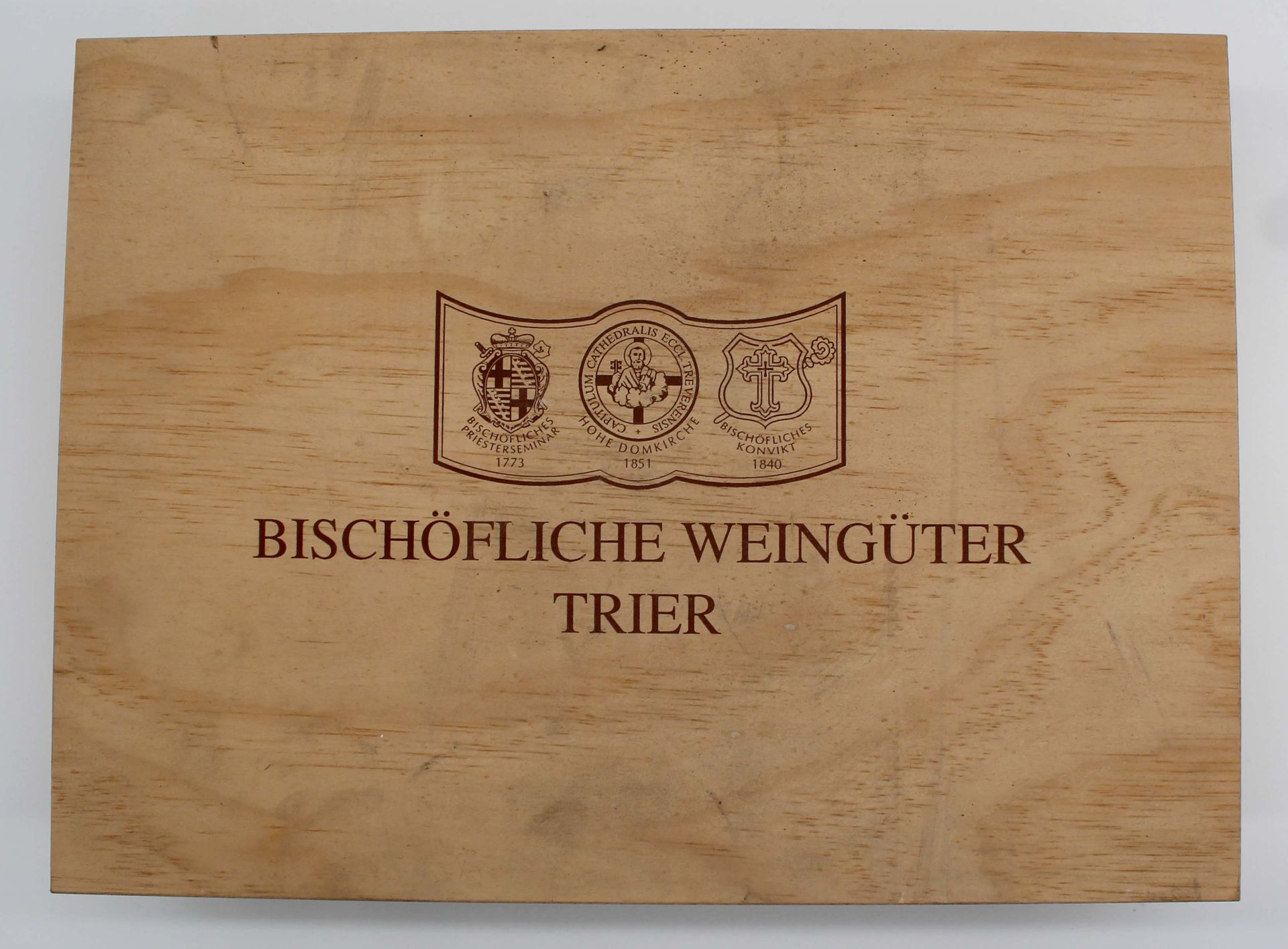 Bischöflich Trier. 3 whole bottles of Riesling. White wine. Moselle. Germany. - Bild 5 aus 11
