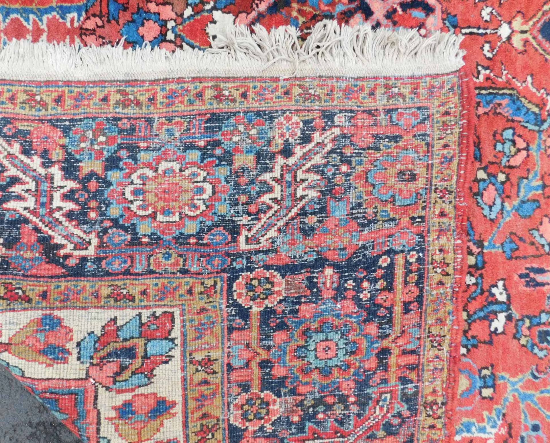 Heriz Persian carpet. Iran. Around 80 - 100 years old. - Bild 3 aus 11