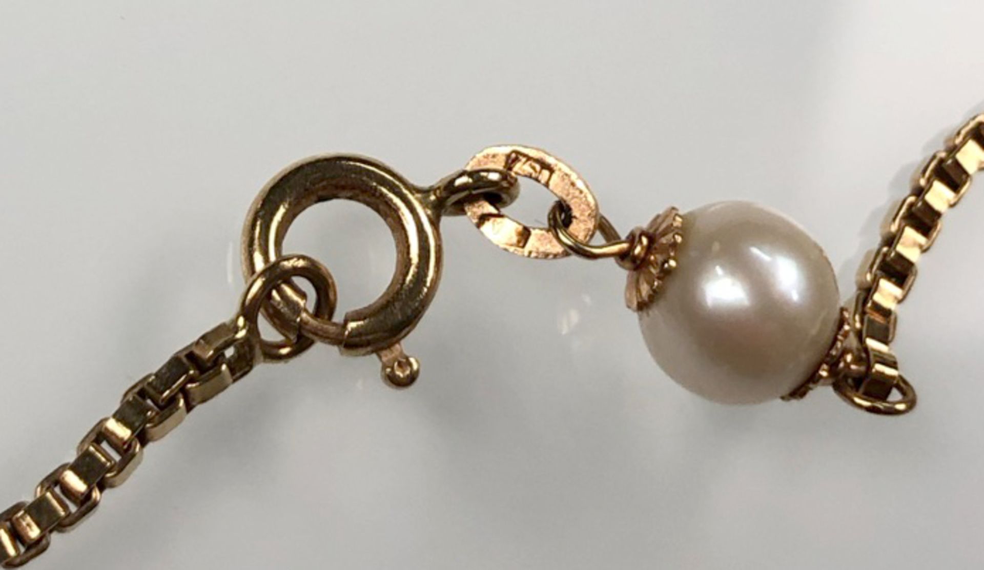 Necklace. Yellow gold 750 with cultured pearls. Gross 27.1 grams. - Image 6 of 10