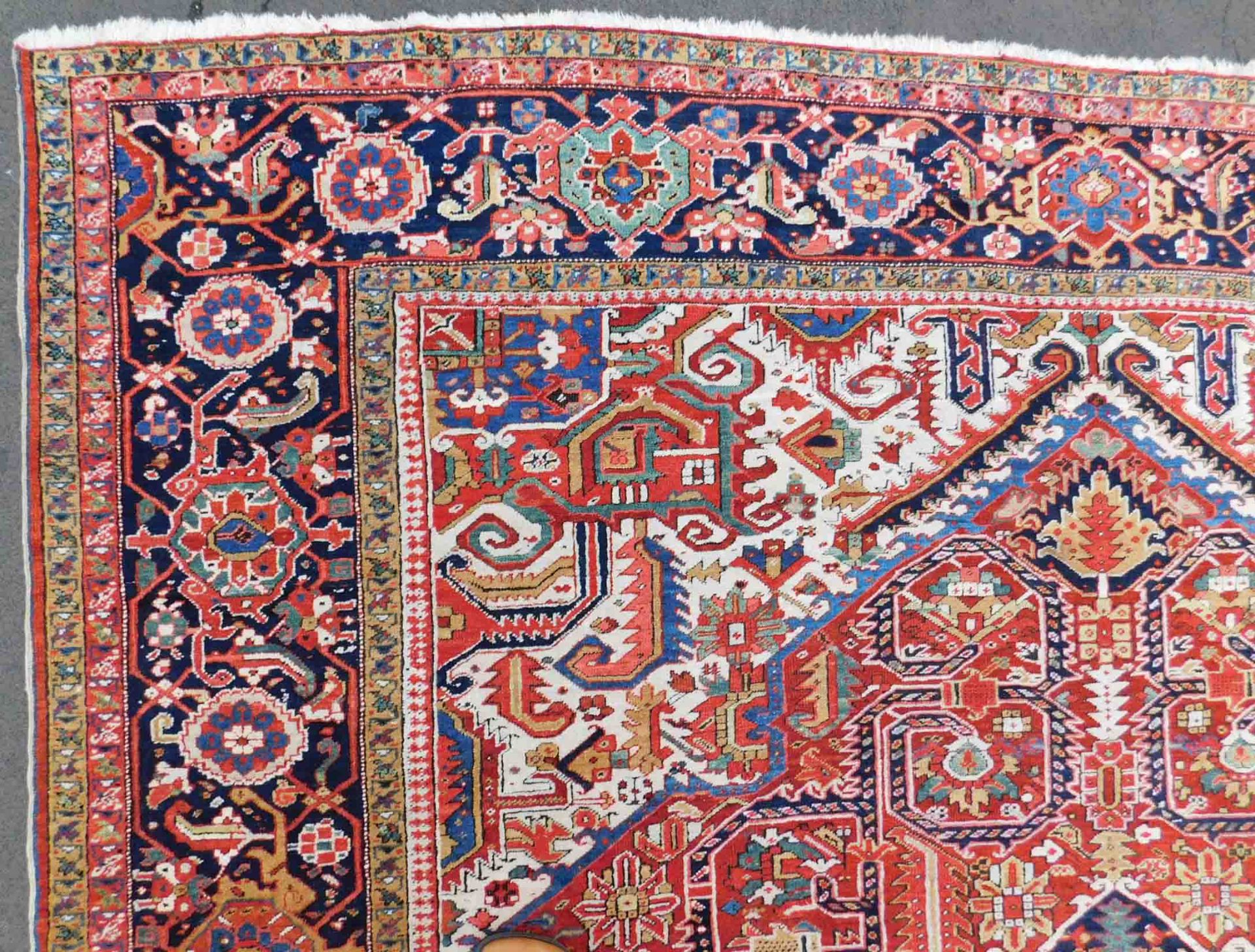 Heriz Persian carpet. Iran. Around 80 - 120 years old. - Bild 14 aus 15