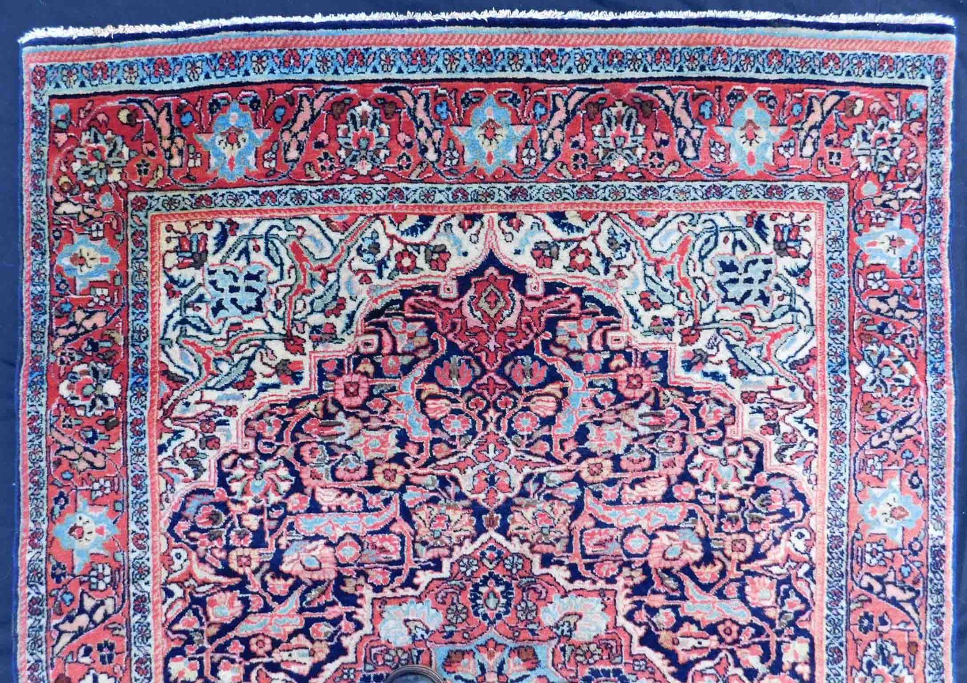 Djosan Persian carpet. Iran, about 90 - 110 years old. - Bild 4 aus 6