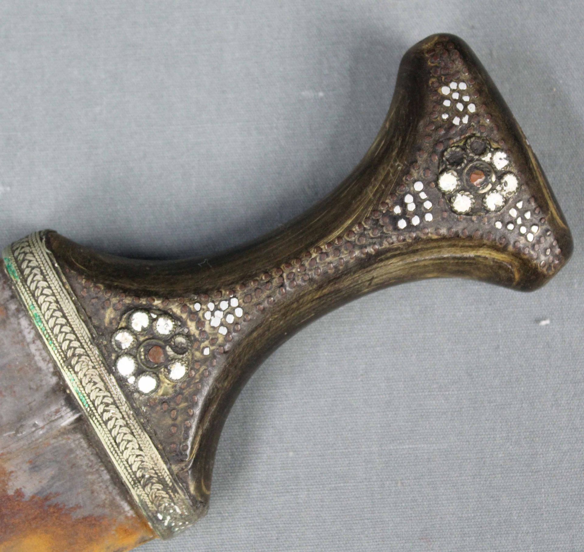 Jambia curved dagger. Arabia. Antique, around 150-250 years old. - Bild 5 aus 14