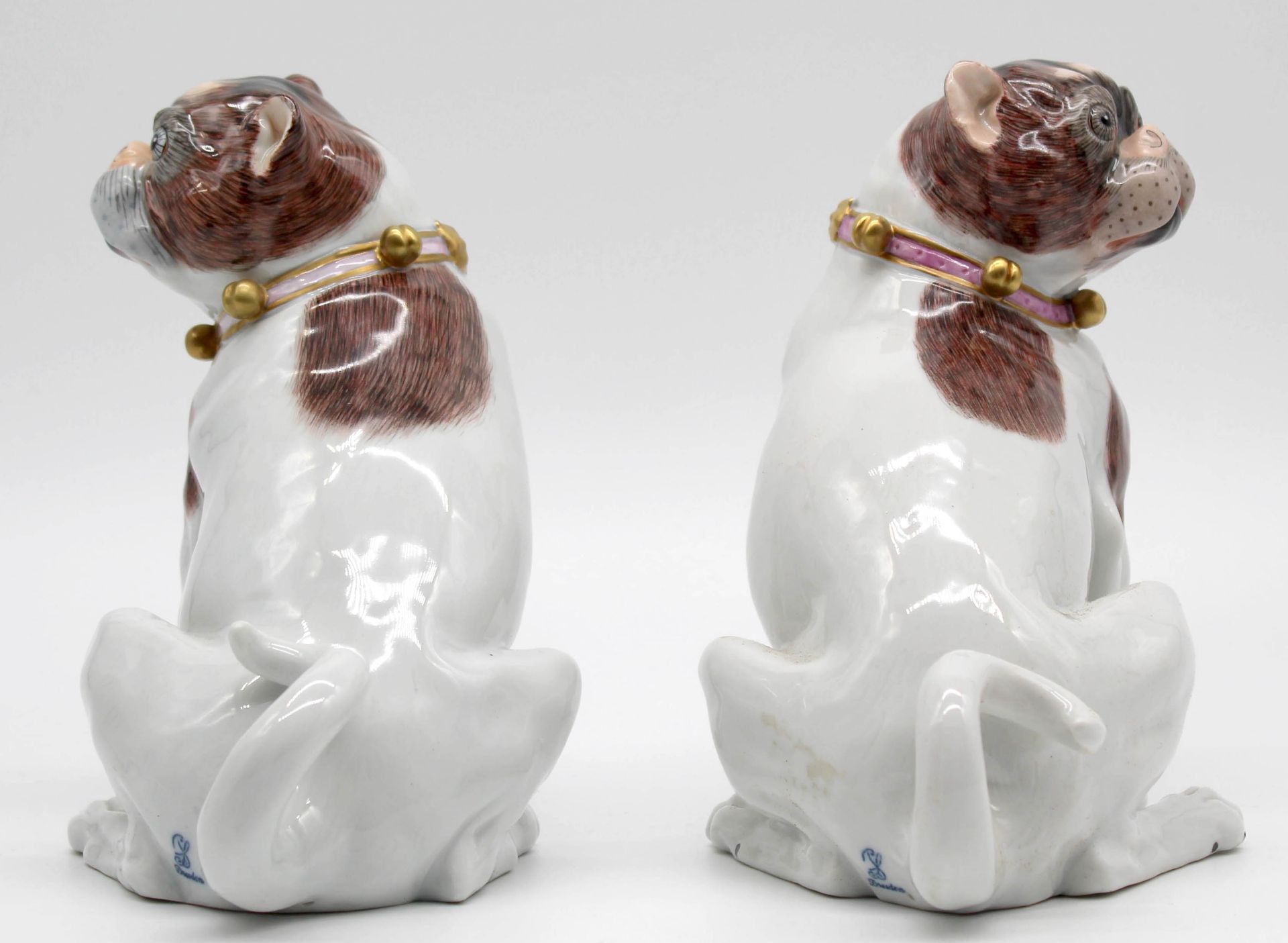 Dresden porcelain. 2 figures. Pug. Each 17.5 cm high. - Image 6 of 12