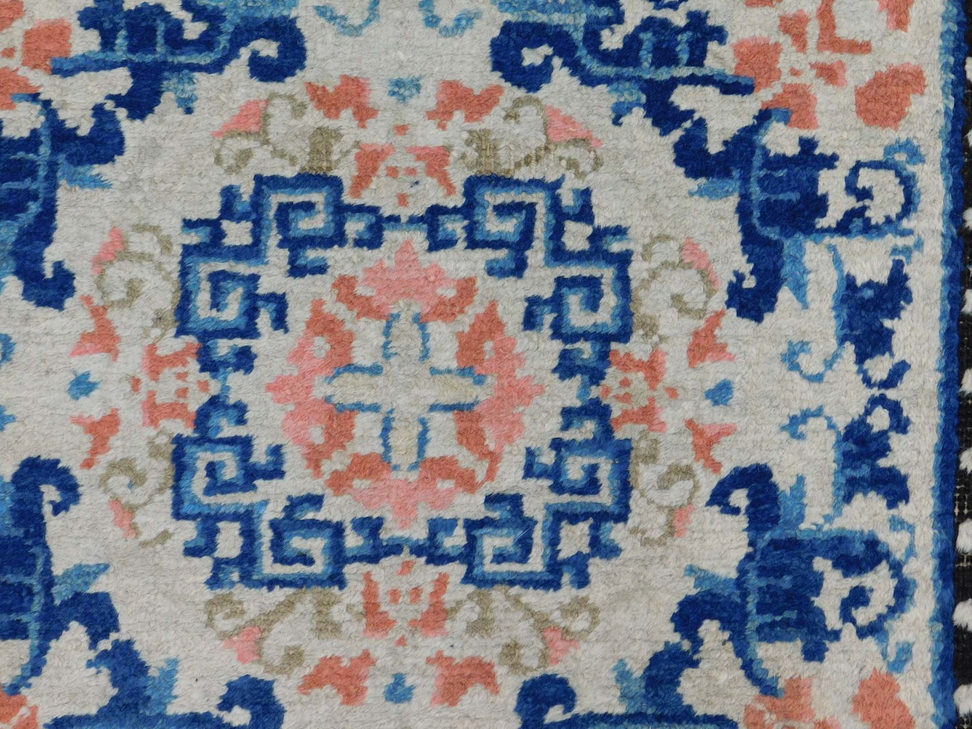Ningxia carpet. China. Antique. 18th century. - Image 6 of 9