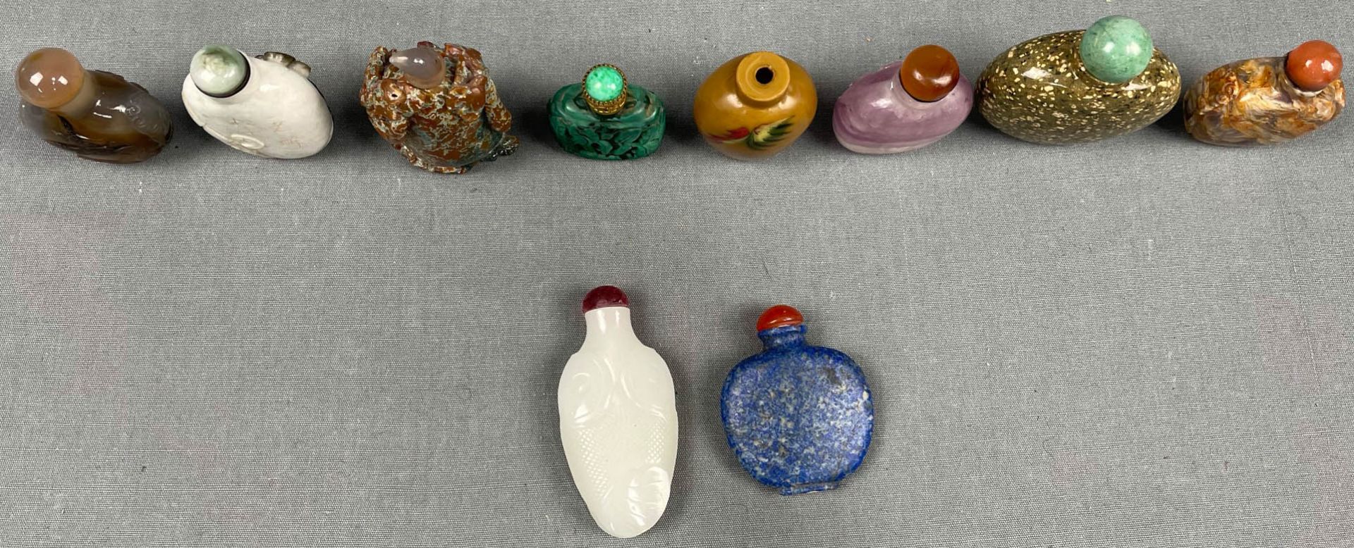 10 feine Snuff Bottles. Wohl China, Japan antik. - Image 4 of 9