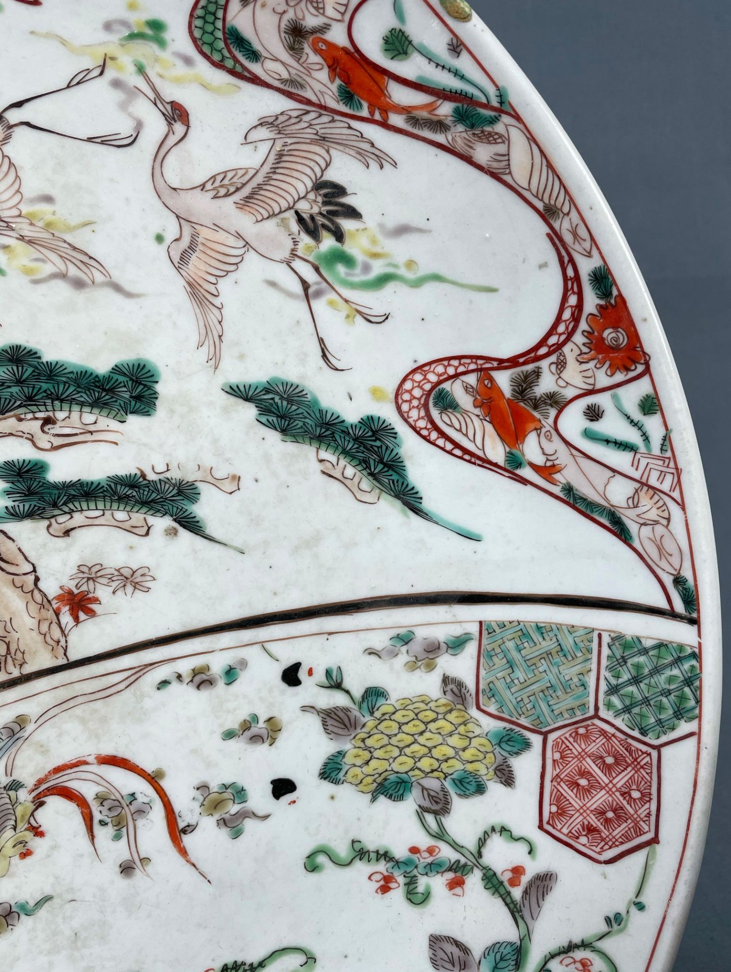 2 Platten Porzellan. Wohl China antik. - Image 6 of 16