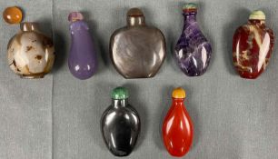 7 Snuff Bottles. Wohl China, Japan alt, antik.