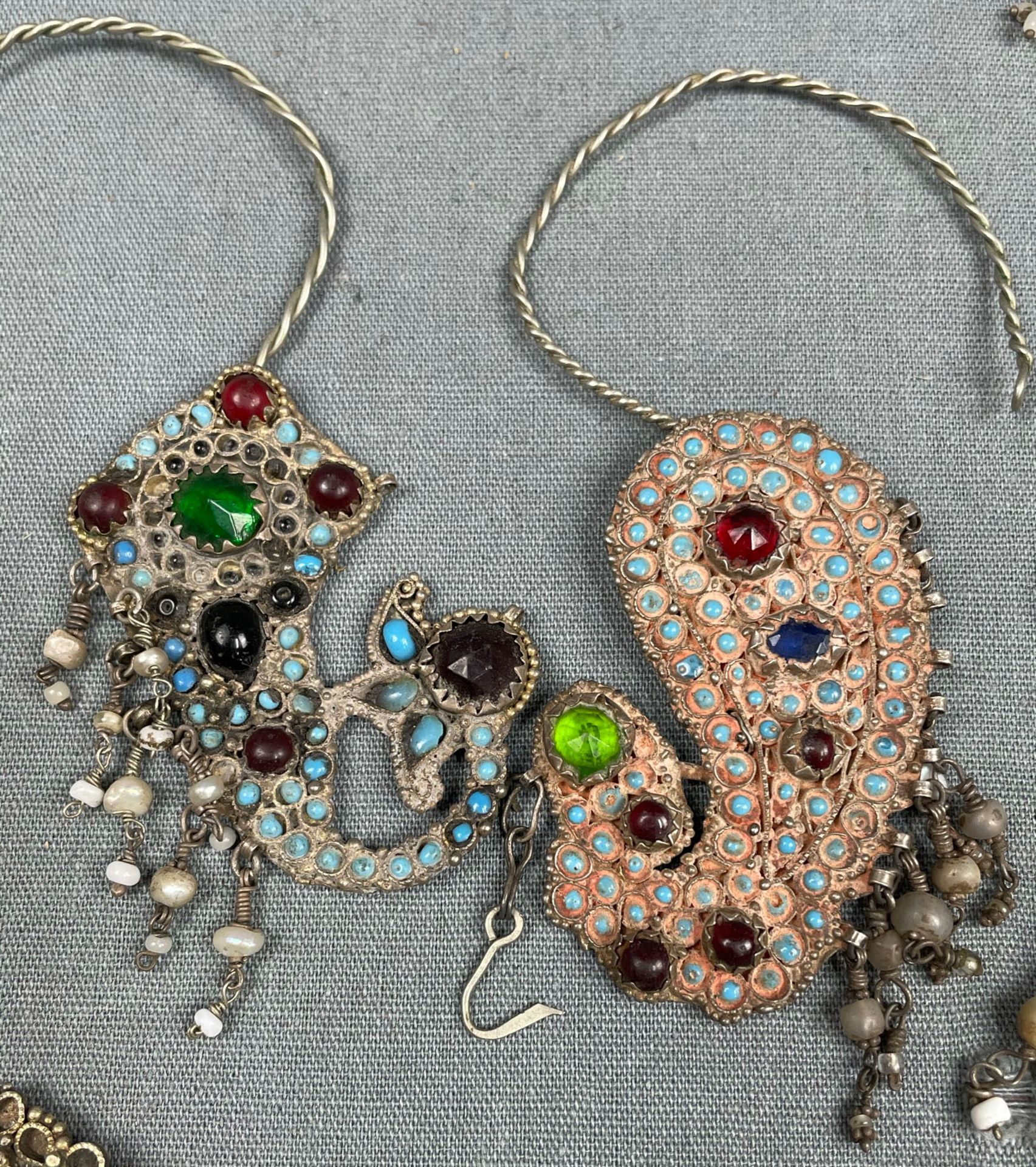 5 Paar Ohrschmuck und eine Einzelanhänger. - Image 10 of 16