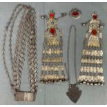 5 Teile Turkmenen schmuck. Wohl Zentralasien antik.