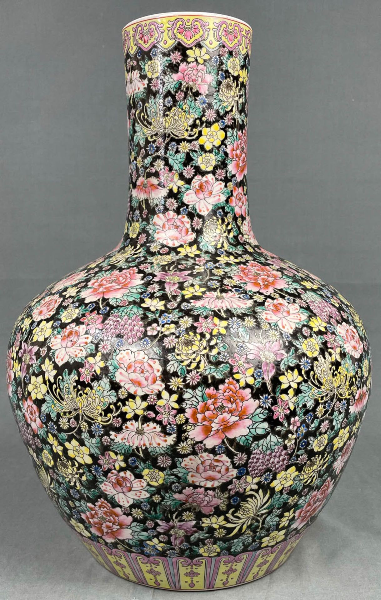 China. Porzellan. Vase. Stempelmarke circa 1930 - 1950. 53 cm hoch. - Bild 2 aus 20