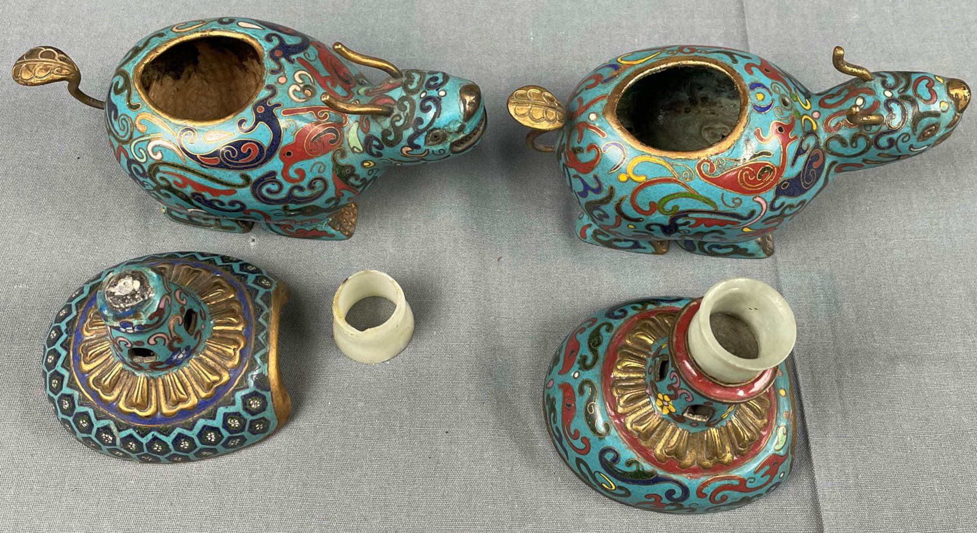 2 Deckelgefäße. Cloisonné. Weihrauchbrenner? Wohl China alt. - Image 11 of 21