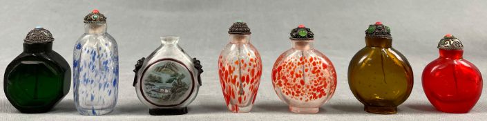 7 Snuff Bottles. Wohl China antik.