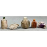 5 Snuff Bottles. Wohl China antik.