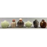 6 Snuff Bottles. Stein, Jade? Geschnitzt. Wohl China antik. Bis 6 cm.