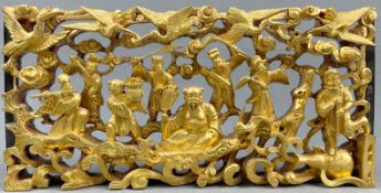 Geschnitztes Reliefbild. Wohl China antik. Holz goldfarben.