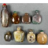 8 Snuff Bottles. Wohl Stein, China antik.