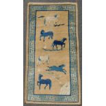 Baotou, Paotou. Teppich mit 6 Pferden. China / Mongolei antik.
