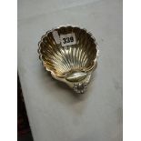 A silver reproduction butter shell, Birmingham 1972, 2.8 ozt TO BID ON THIS LOT AND FOR VIEWING