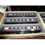 Trains: an Ace Trains '0' gauge tinplate BR Mark 1 Pullman set of three, Set B, in original