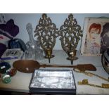 A mixed lot including a pair of brass wall candle sconces, a Doulton Lambeth jardiniere, a small
