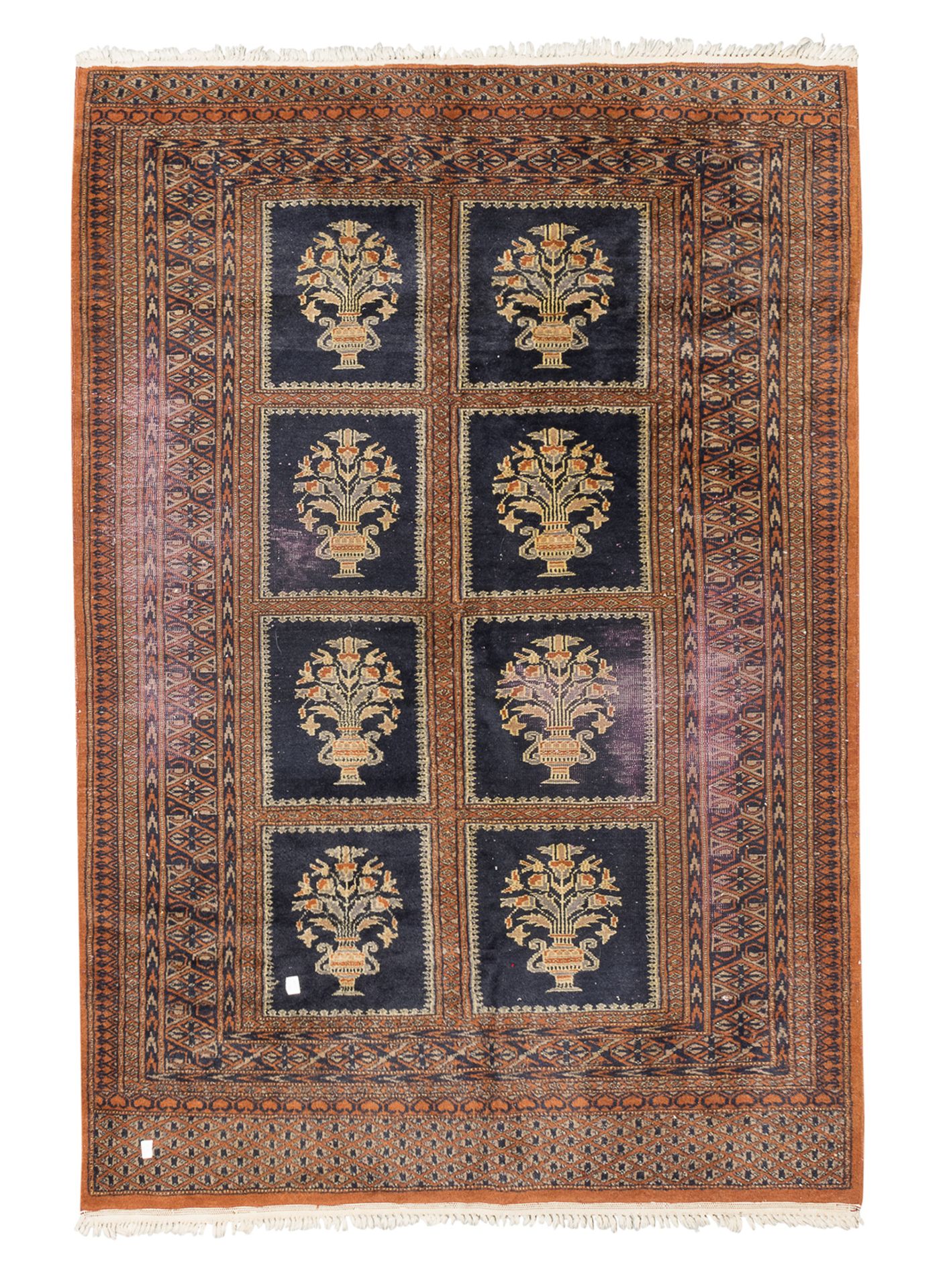 PAKISTAN RUG 20TH CENTURY