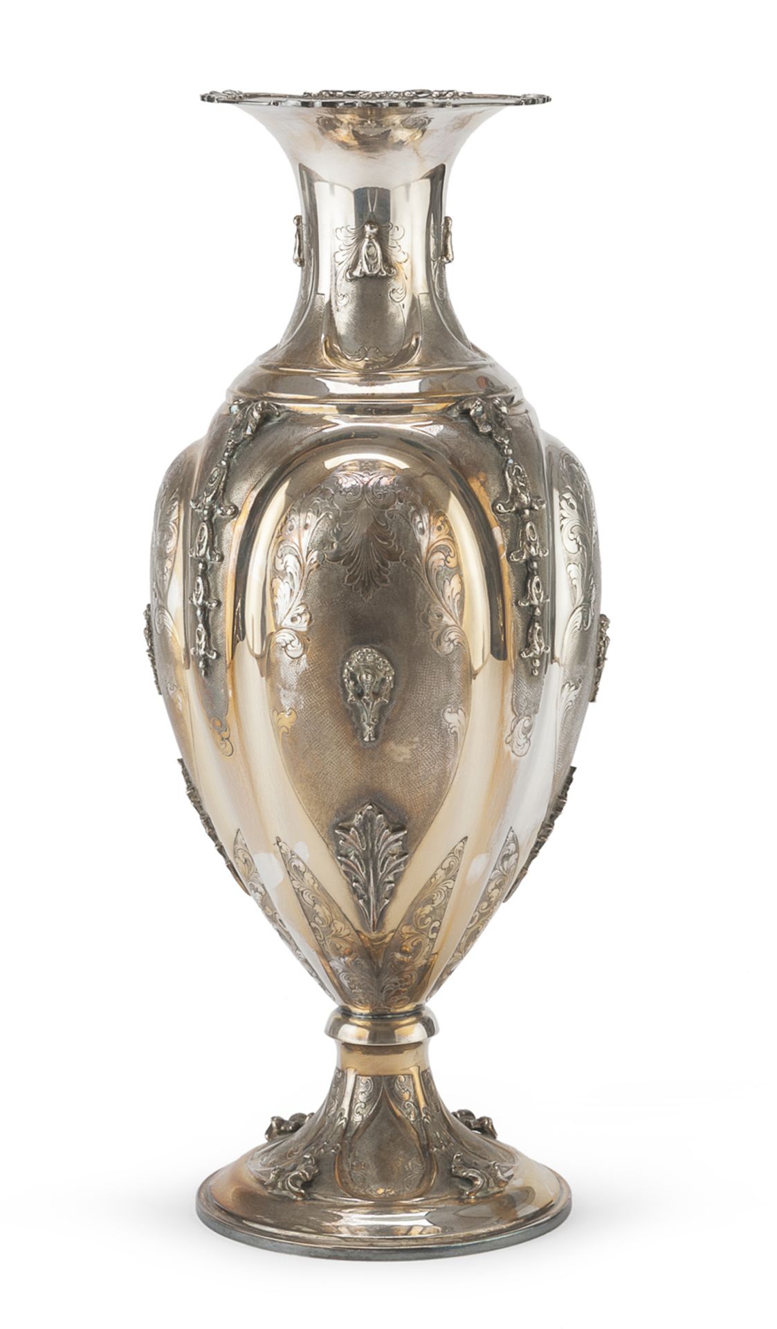 VASE IN SILVER PIETRO AIROLI MILAN