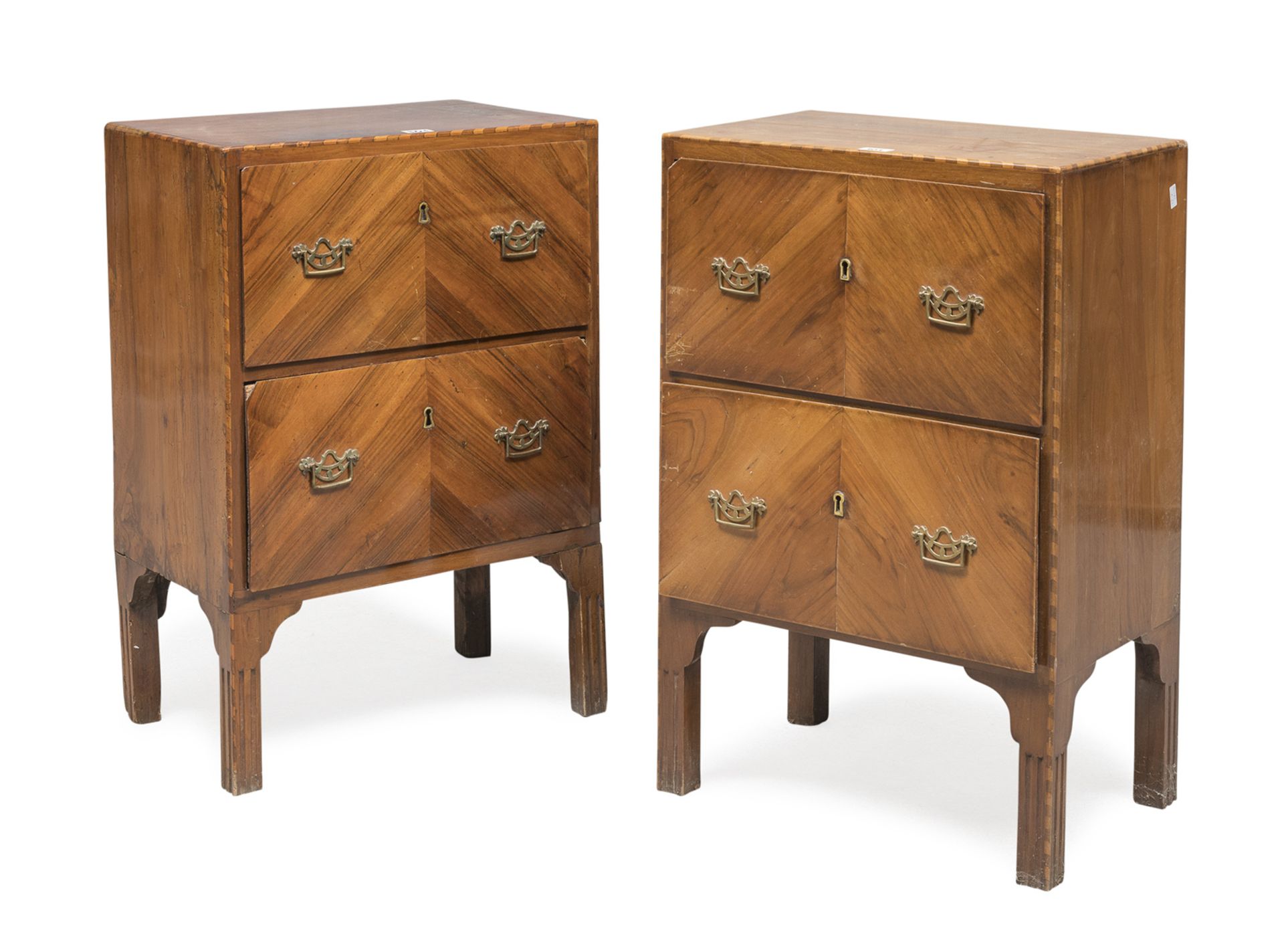 PAIR OF NIGHT TABLES IN CHERRY EMILIA 19TH CENTURY