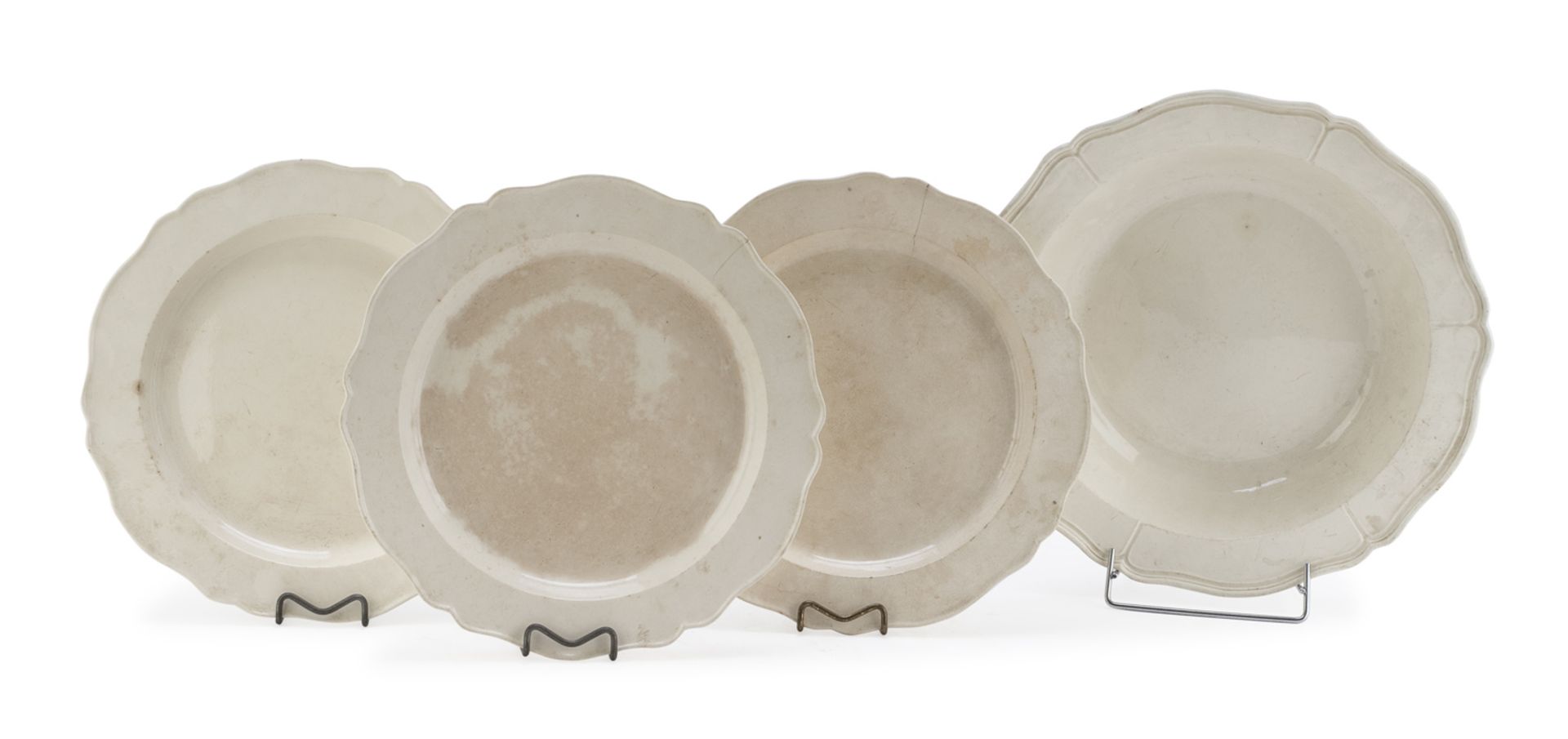 BOWL AND THREE SERVING DISHES IN EARTHENWARE PROBABLY NAPLES 19TH CENTURY