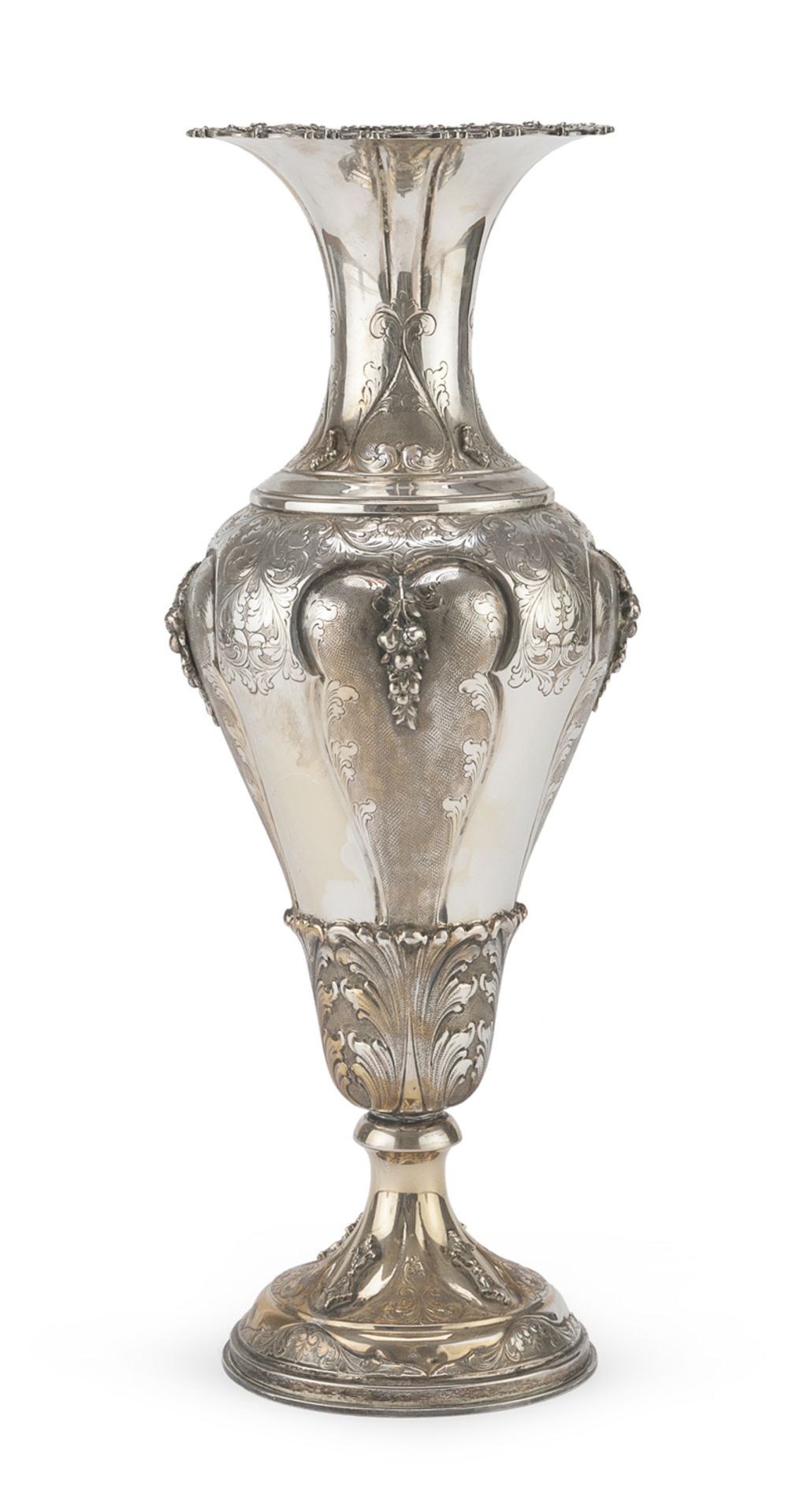 SILVER VASE BY PIETRO AIROLI MILAN