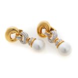 GOLD EARRINGS WITH PEARLS
