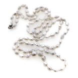 SCARAMAZZE PEARL NECKLACE