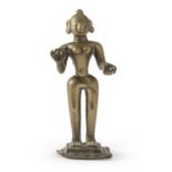 A SMALL INDIAN BRONZE SCULPTURE DEPICTING ORISSA. EARLY 20TH CENTURY.