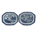 TWO CHINESE WHITE AND BLUE PORCELAIN DISHES. 19TH CENTURY.