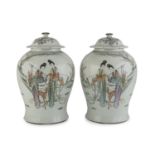 A PAIR OF CHINESE PORCELAIN POTICHES. FIRST HALF 20TH CENTURY.