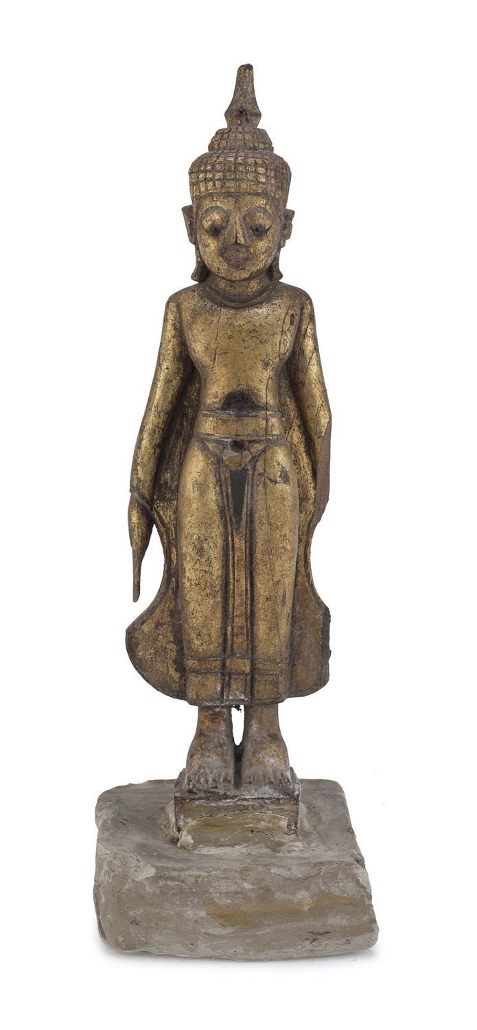 A LAOTIAN GILT WOOD SCULPTURE OF BUDDHA. 19TH CENTURY.