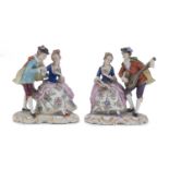 PAIR OF PORCELAIN GROUPS GINORI EARLY 20TH CENTURY